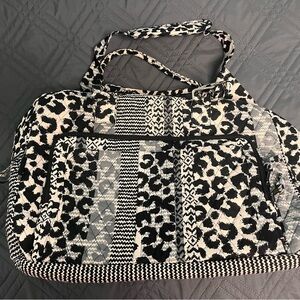 BocaBag - Quilted Black and White Patterned Shoulder Bag